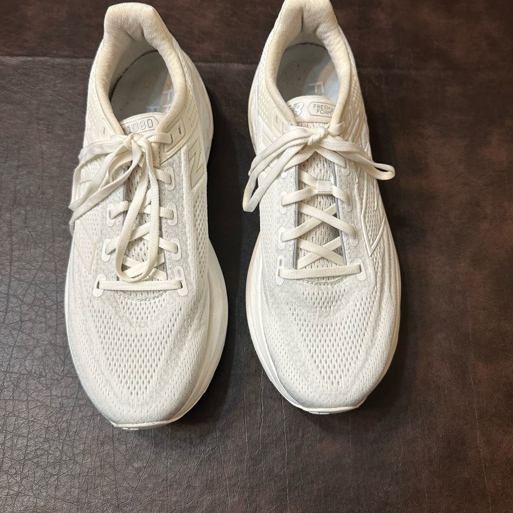 New Balance Fresh Foam 1080 White Athletic Sneakers size 10